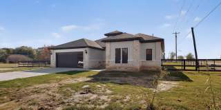 100 Diamond T Ranch Road Gallery 1