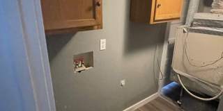 Cute newly remodeled 2 bedroom duplex! Gallery 8
