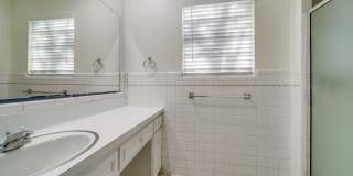 TERRELL HEIGHTS COTTAGE Gallery 19