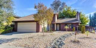 1950 Klamath River Drive Gallery 1