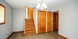 2512 Grosvenor Drive Gallery 7