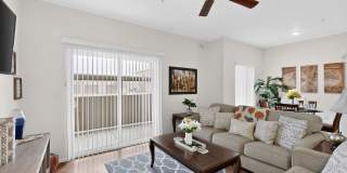 Spring River Luxury Apartment Homes Gallery 7