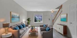 7 Creek Road Gallery 1