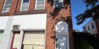 118 1/2 BROADWAY Gallery 1