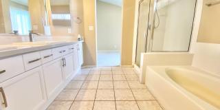 Comfortable single-story 3BD/2BA home with pool & spa in a guard-gated community Gallery 16