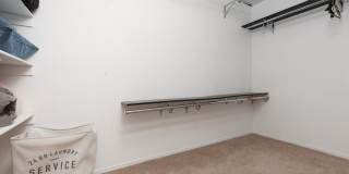 Fully furnished home with pool Gallery 24