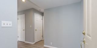 2BR/2.5BA Townhouse with Bay Views + 3 Decks | 2-Car Garage | San Carlos | YouTube Tour Gallery 5