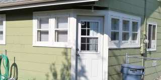 Charming 2 Bedroom Home Near Pioneer Park, Hospitals & Schools! Gallery 14