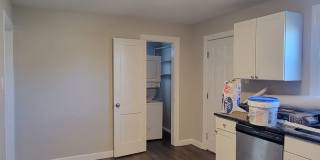 Remodeled rowhouse in Manchester Gallery 11