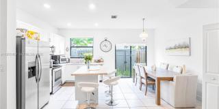 817 NE 211th St Gallery 9