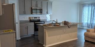512 Comanche Drive Gallery 1