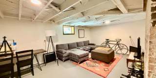 Distinguished 4 bed, 2 bath Bungalow in the Old North End Gallery 27