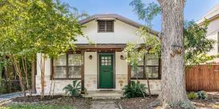 RENOVATED 3-BEDROOM HOME IN ALAMO HEIGHTS WITH FULL CASITA Gallery 1