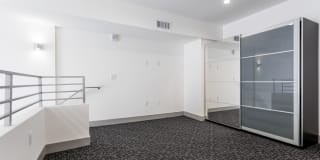 1039 S. Hobart Blvd Gallery 14