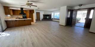 Golf Course- On The Mesa 3 Bedrooms, 2 Bathrooms, New Paint, Gallery 13