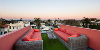 2217 Grand Canal Gallery 31