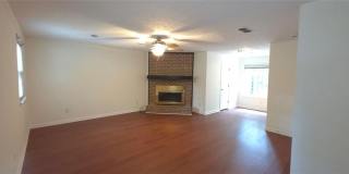 190 Barrington Drive E Gallery 2