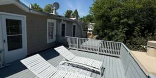 *DREAM LOCATION* 6BR Completely Renovated Duplex Gallery 47