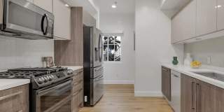 Hidden-Gem Townhouse in WeHo: 2 Bed/2.5 Bath, Private Entrance + Patios, 2 Parking, Norma Triangle Gallery 5
