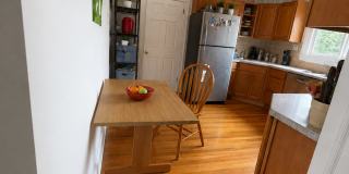 4bed 2bath unit in Somerville Gallery 9