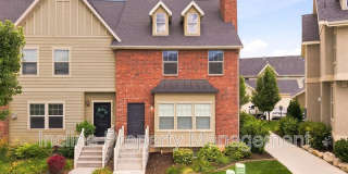 2071 W Crescent Row Gallery 1