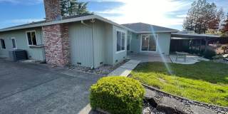 Spacious three bedroom home in desirable Windsor neighborhood! Gallery 44