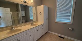 4 Bedroom, 3 Bath Duplex in CrossKeys! Gallery 28