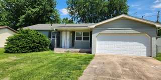 Spacious 3-Bedroom, 1-Bathroom Home AVAILABLE NOW!! Gallery 1