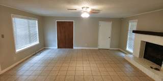 Welcome home to 10005 Raymond - West Little Rock, Newly updated, For Rent, *Please read the full description* Gallery 10