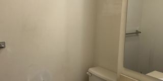 1106-1108 S. Joplin Gallery 19