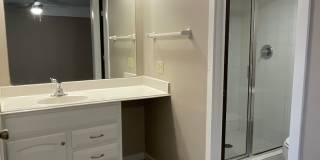 Bristol Square Apartments Gallery 146