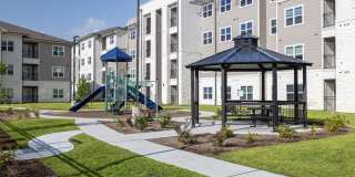 Twelve 620 Apartments - Affordable Housing Gallery 1