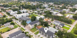 GORGEOUS Like NEW 4/3.5 CUSTOM TOWNHOME Gallery 38