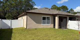 Brand New 3 Bedroom, 2 Bathroom Townhome with 1-Car Garage, Screened Porch & FULLY PRIVATE Fenced Yard! Gallery 6