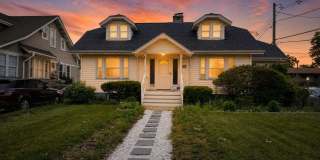 Charming 3BR House in Hawthorne Gallery 1