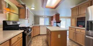 7645 Rustic Galleon Street Gallery 13