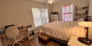 Gulfport charm 3/1 1 car garage Gallery 16