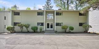 19433 28th Avenue Northeast Gallery 1