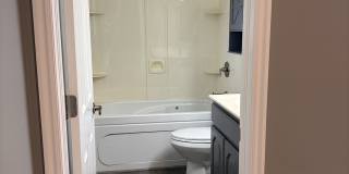 3212 Hollyhock Hill Gallery 21