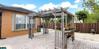 15875 SW 149th Lane Gallery 24