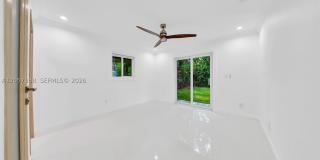 1104 NE 85th St Gallery 27