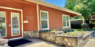 Oak & Ivy Gallery 10