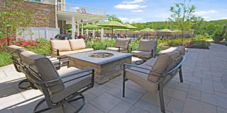 Woodmont West Gallery 6