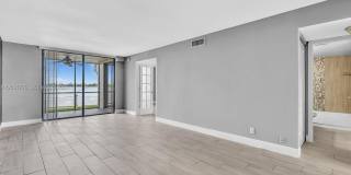 109 Lake Emerald Dr Gallery 12