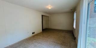 3 Bedroom 2.5 Bath Townhouse Gallery 21