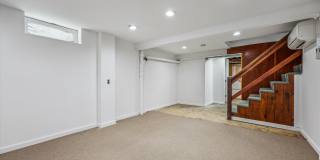 212 FREDERICK Avenue S Gallery 55