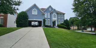 Spacious 4BR House in Duluth Gallery 1