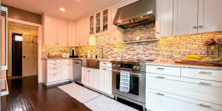 2BD/3BA - Beautiful Gated Los Altos Condo with Detached Garage & Private Storage Gallery 11