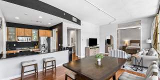 335 SE 6th Avenue Gallery 13