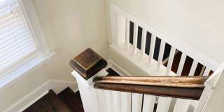 AVAILABLE NOW - Beautiful corner house in Webster Groves across the street from Avery Elementary! Gallery 10